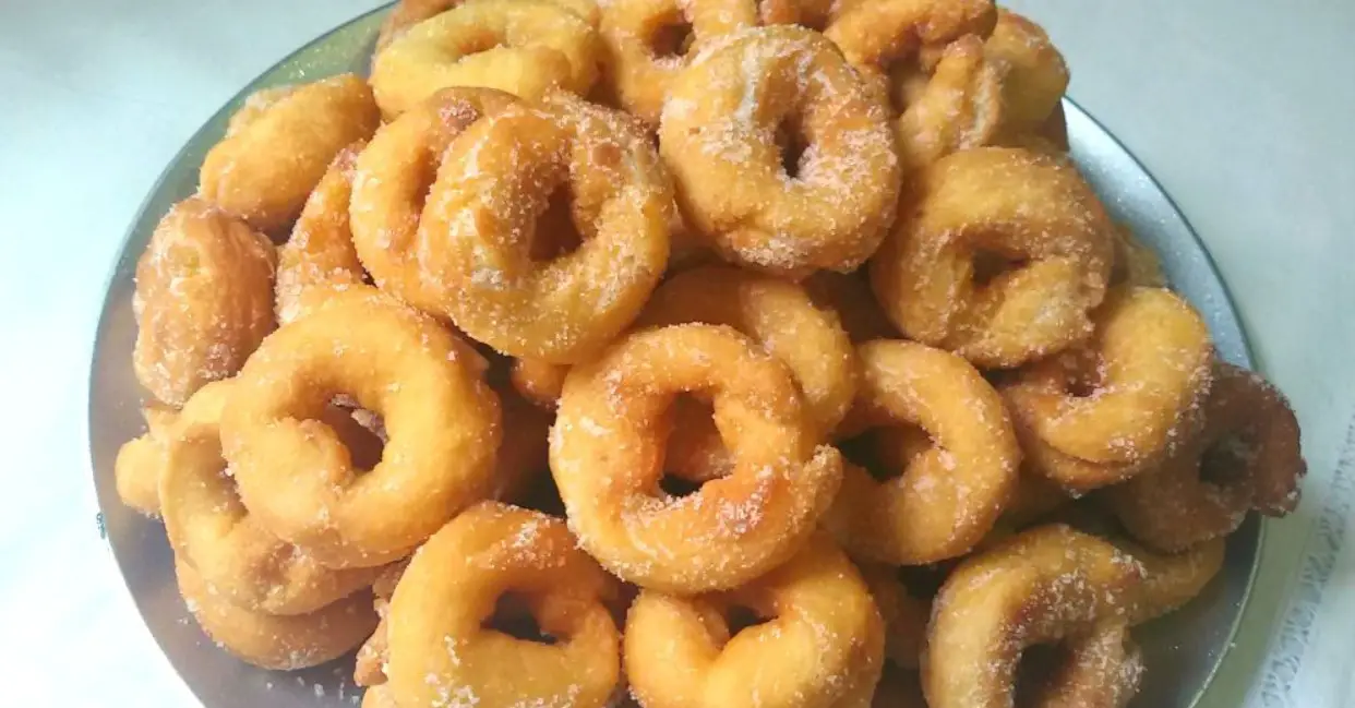 La receta perfecta para unas increíbles rosquillas de anís caseras (fritas o al horno)