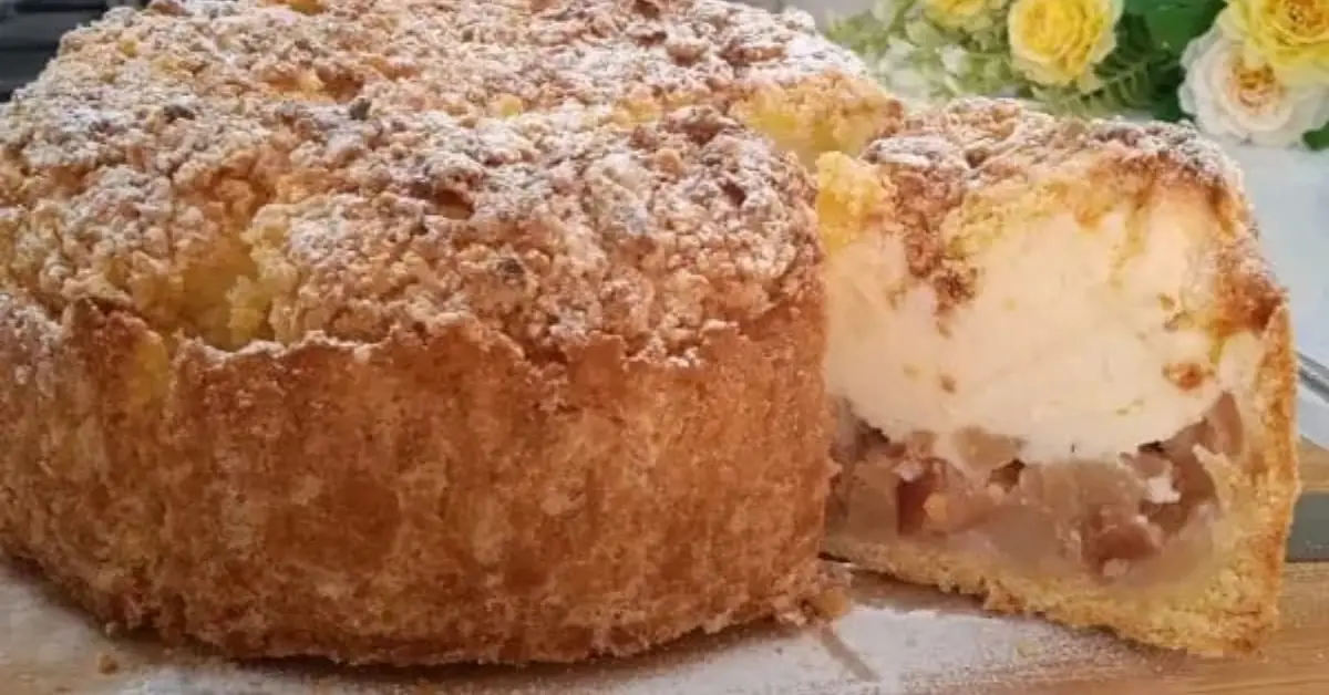 Si quieres preparar un diferente postre con un sabor exquisito aquí te explicamos Como hacer Tarta de manzana con crema soufflé