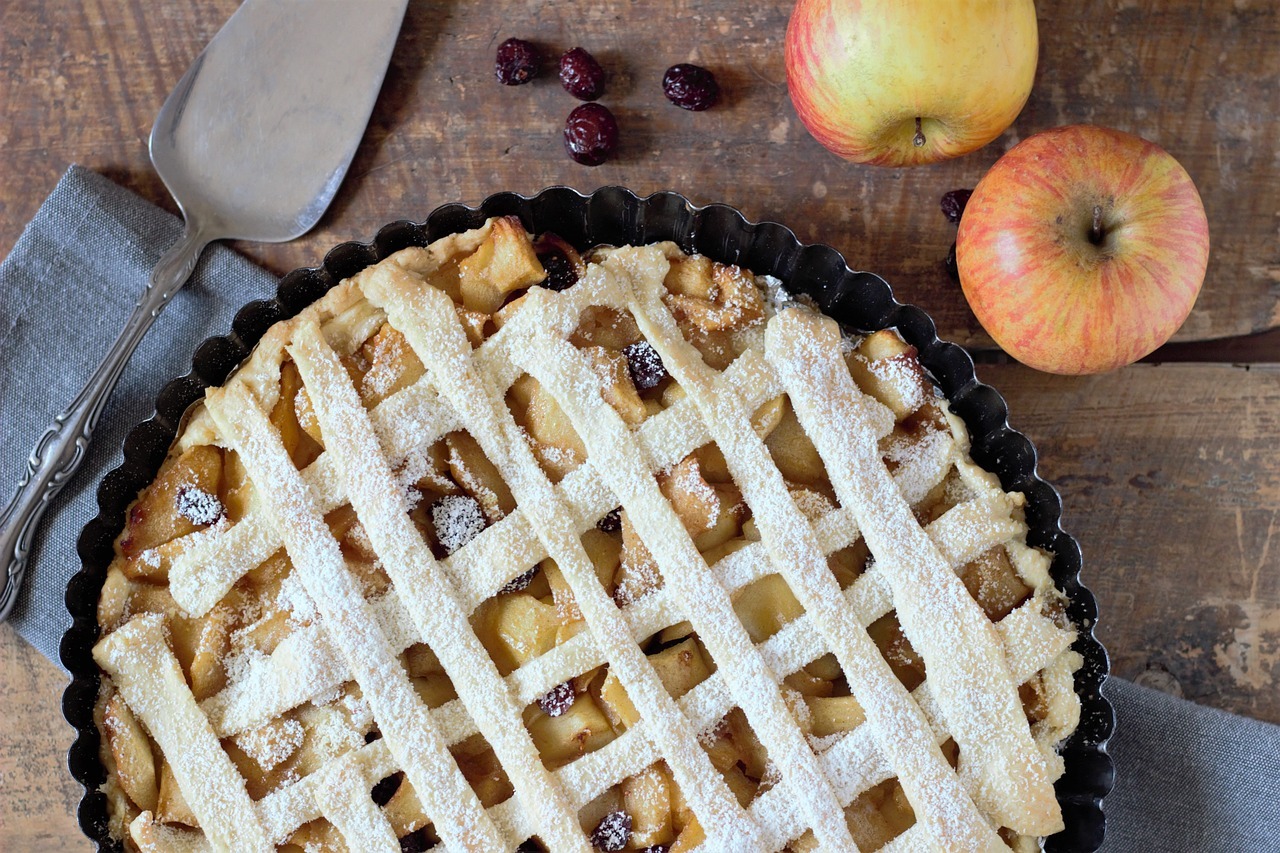 Tarta de manzana en táper al microondas: receta fácil sin azúcar ni harina